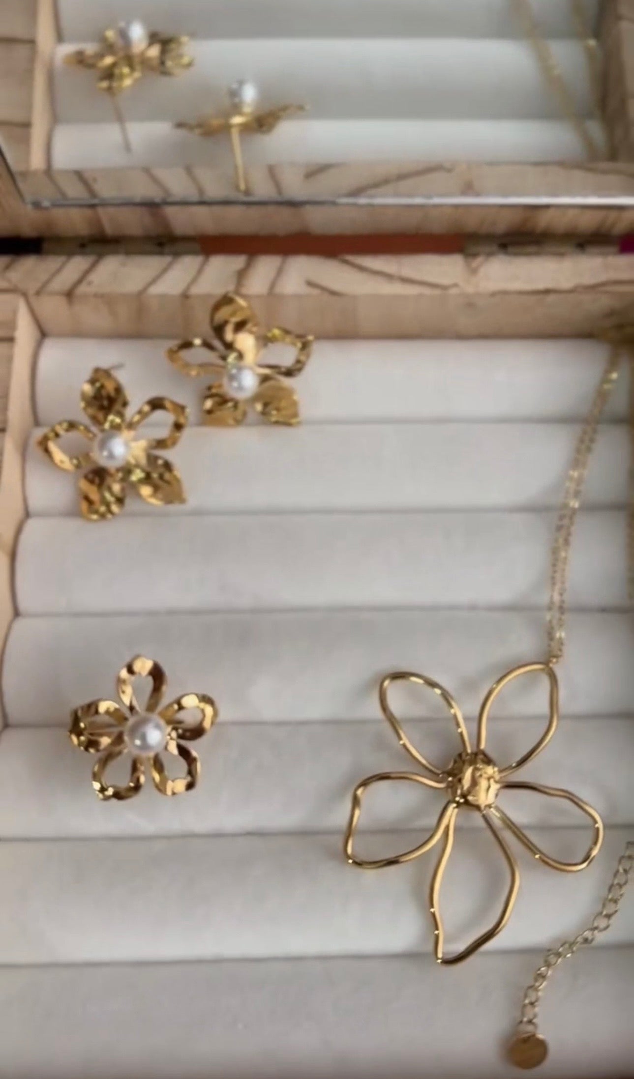 🌸 Golden Bloom Set | Colección Flor & Perla