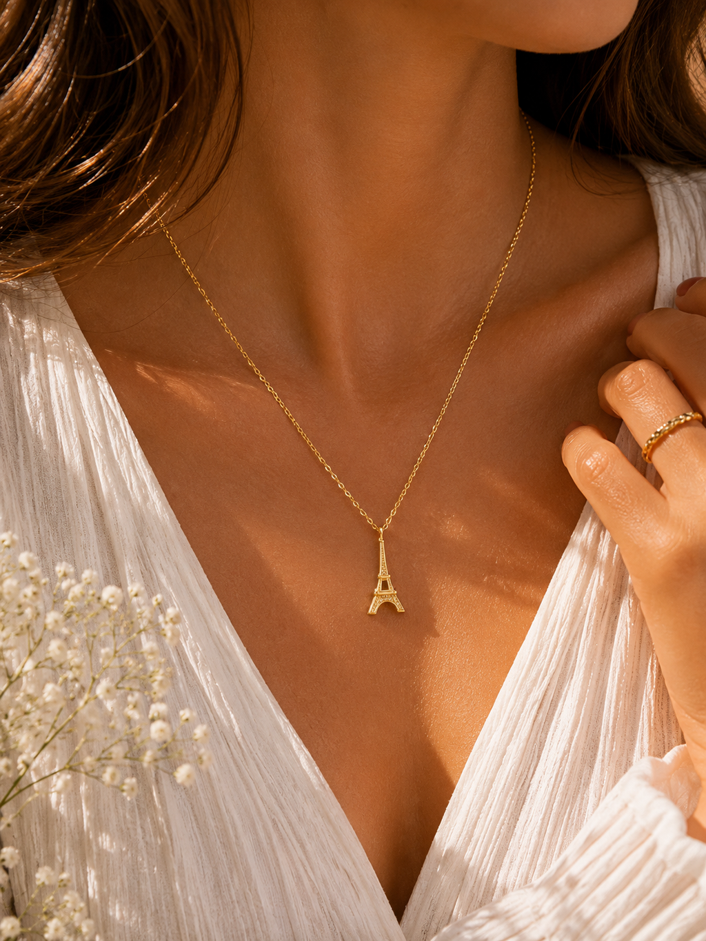 Collar Parisienne Gold  "Lleva París contigo, siempre."